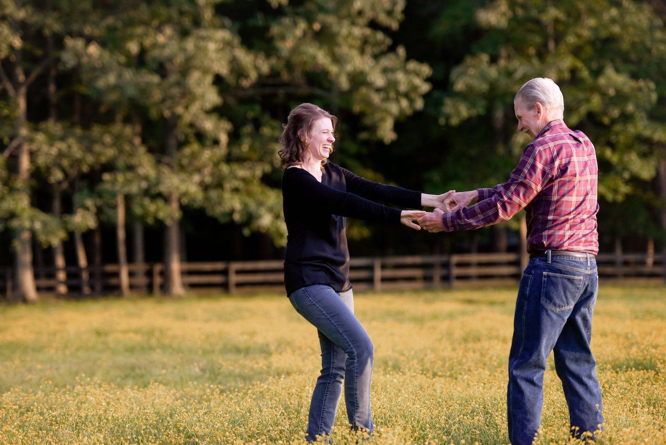 Alise Saunders dancing with dad Alise Saunders dancing with dad